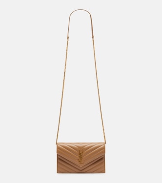 Portefeuille à chaîne Cassandre Envelope en cuir matelassé | Saint Laurent