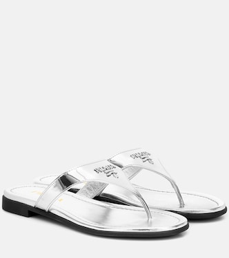 Sandali infradito in pelle metallizzata | Prada