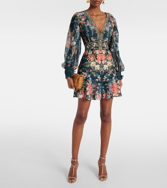 Robe en soie à fleurs et ornements | Camilla