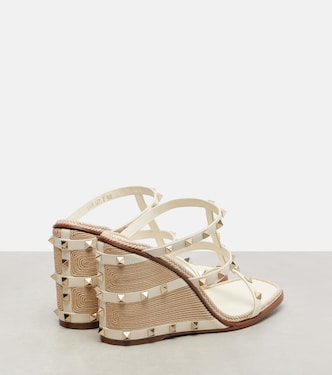 Wedge-Sandalen Rockstud 100 aus Leder | Valentino Garavani