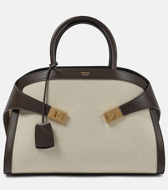 Borsa Hug Medium in canvas e pelle | Ferragamo