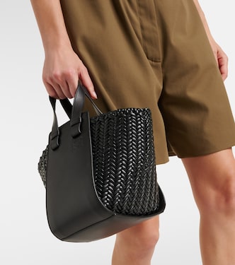 Tote Hammock Compact aus Leder | Loewe