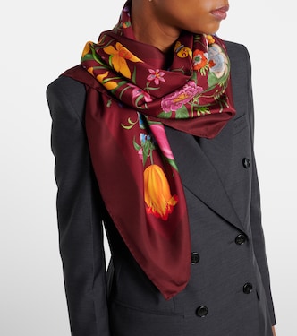Foulard in twill di seta con stampa | Gucci