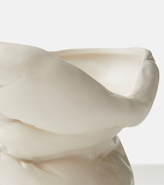 Well Wrapped vase | Completedworks