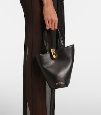 Sac seau Le Bambola Small en cuir | Jacquemus