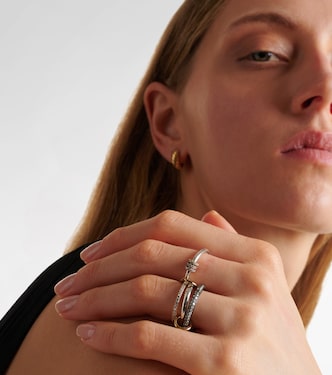 Scorpio 18kt gold linked rings with diamonds | Spinelli Kilcollin