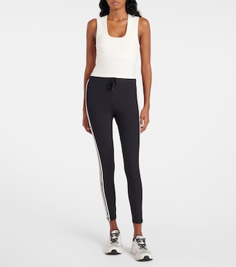 Top cropped Onyx Kori | The Upside