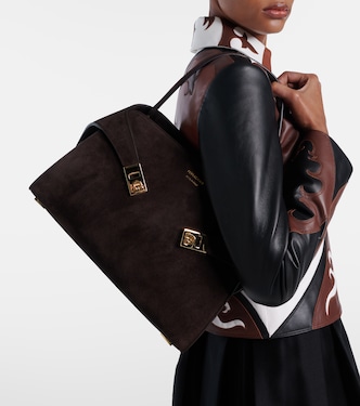 Hug Medium suede shoulder bag | Ferragamo