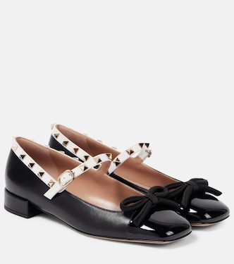 Rockstud Bow patent leather Mary Jane flats | Valentino Garavani