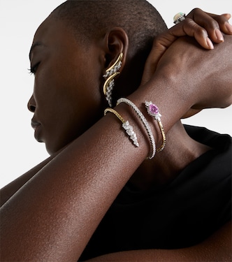 Reign Supreme 18kt gold bangle with sapphire and diamonds | Yeprem