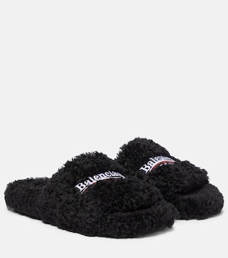 Furry faux shearling slides | Balenciaga
