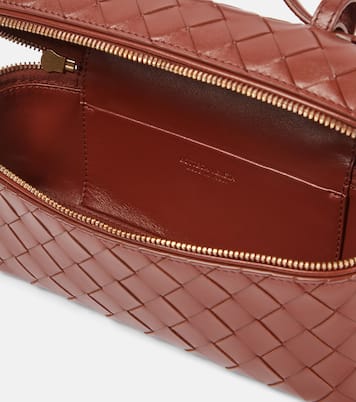 Bang Bang Intrecciato leather vanity bag | Bottega Veneta