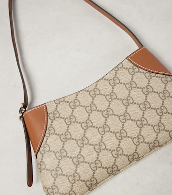 GG Emblem Mini shoulder bag | Gucci