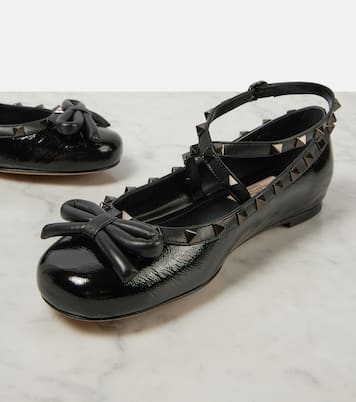Ballerinas Rockstud aus Lackleder | Valentino Garavani