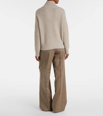 Julina cashmere turtleneck sweater | Lisa Yang
