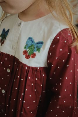 Kleid Muna aus Baumwolle mit Pailletten | Konges Sløjd