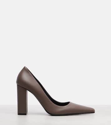 Pointy 90 leather pumps | Alaïa