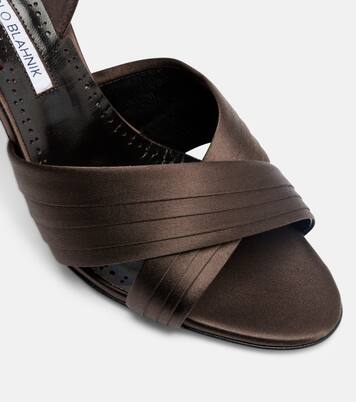 Sandalias destalonadas Viera de satén | Manolo Blahnik