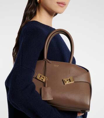 Sac Hug Medium en cuir | Ferragamo