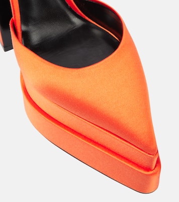 Aevitas Pointy satin platform pumps | Versace