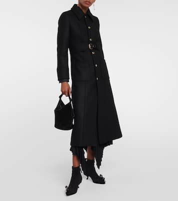 Virgule Bow suede ankle boots | Roger Vivier