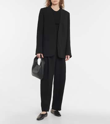 Pantalones de crepé con pinzas | Toteme