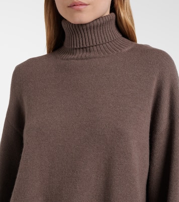 Oversized cashmere turtleneck sweater | Brunello Cucinelli