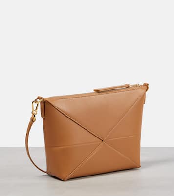 Schultertasche Puzzle Fold aus Leder | Loewe