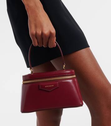 Antigona leather vanity bag | Givenchy