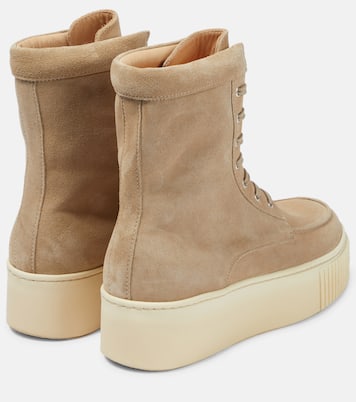 Emanuel suede boots | Gabriela Hearst