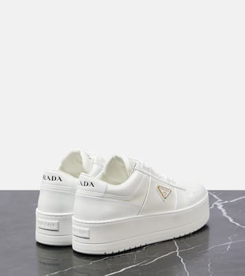 Plateau-Sneakers Downtown Bold aus Leder | Prada