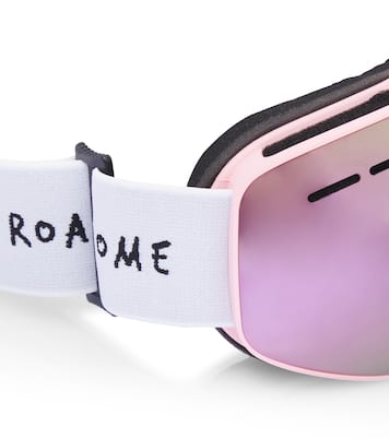 Logo ski goggles | Roarsome