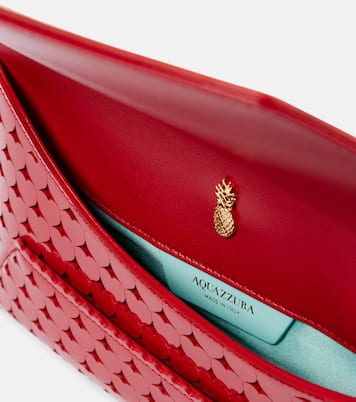 Amourose patent leather clutch | Aquazzura