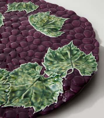Grapes earthenware platter | Bordallo Pinheiro