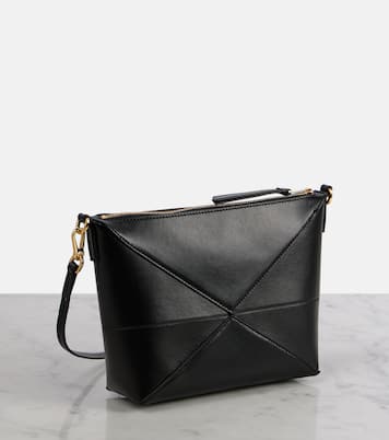 Schultertasche Puzzle Fold aus Leder | Loewe