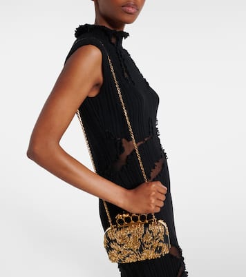 Verzierte Clutch Knuckle Small aus Leder | McQueen