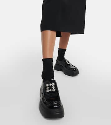 Plateau Loafers Wallaviv aus Lackleder in Schwarz Roger Vivier Mytheresa