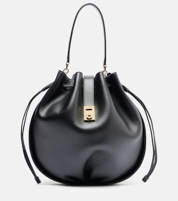 Hug leather bucket bag | Ferragamo