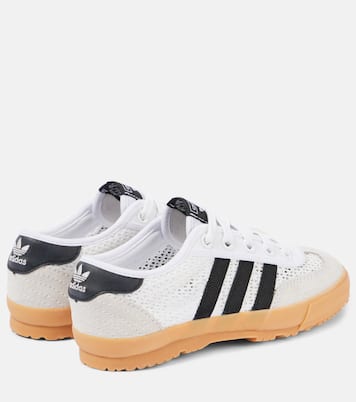 Suede-trimmed table-tennis shoes | Adidas
