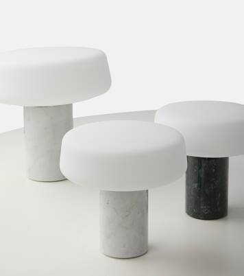 Solid Small table lamp, EU plug | Case Furniture