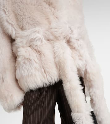 Chaqueta oversized Rioni de borrego | The Mannei