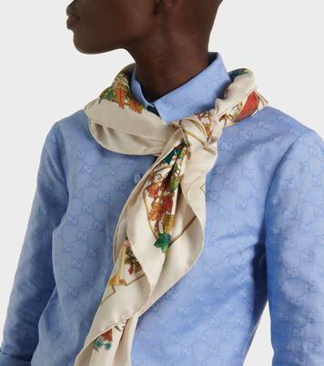Foulard in twill di seta con stampa | Gucci