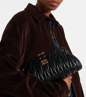 Matelassé leather clutch | Miu Miu