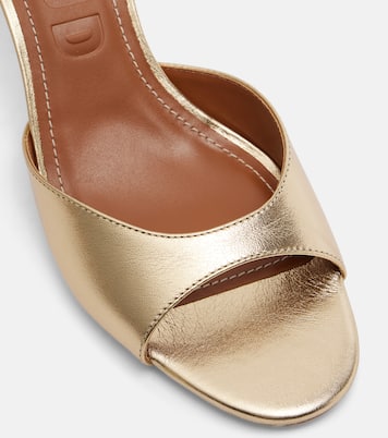 Pantoletten Brigitte 100 aus Metallic-Leder | Staud