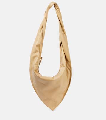Schultertasche Scarf Small aus Leder | Lemaire