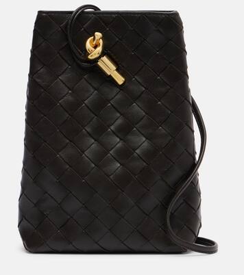 Andiamo Intrecciato leather phone pouch | Bottega Veneta