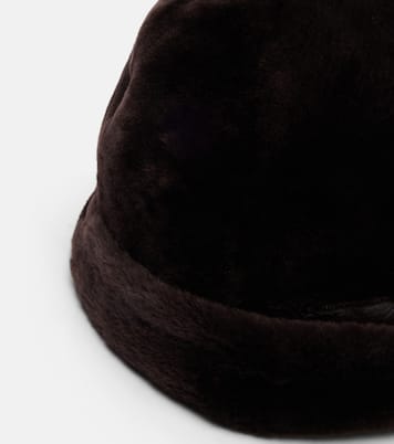 Blokes shearling hat | Nour Hammour
