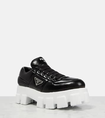 Sneakers in nappa imbottita con platform | Prada