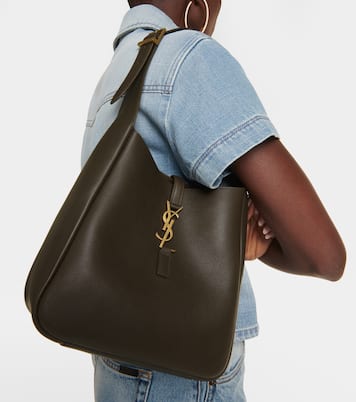 Le 5 à 7 Small leather shoulder bag | Saint Laurent