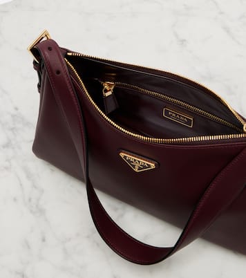 Bolso al hombro Prada Aimée Medium de piel | Prada
